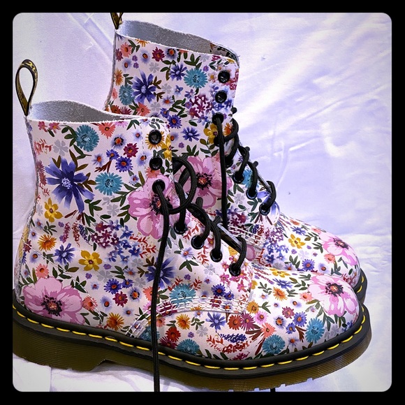 Dr. Martens Shoes - Doc Martens Pascal Wanderlust Floral Boots